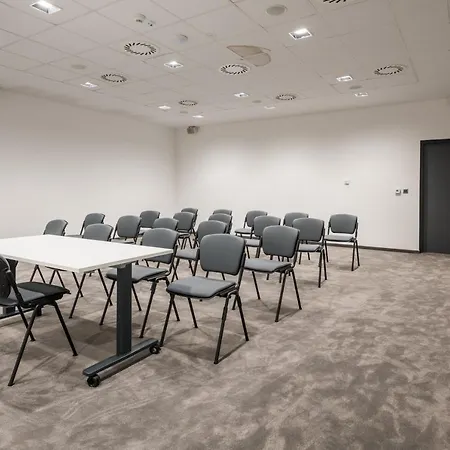 Várda Sport 4*