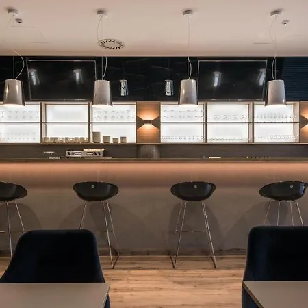 Várda Sport Szálloda