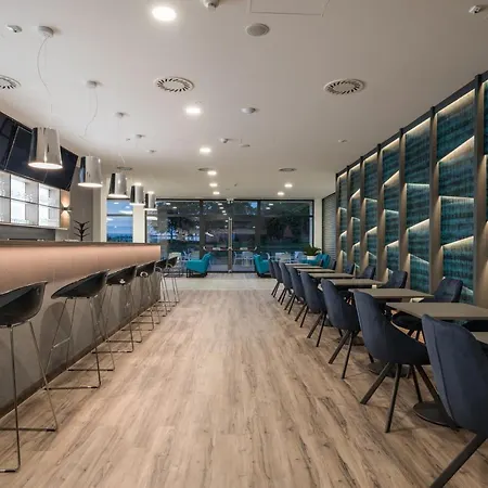 Hotel Várda Sport 4*