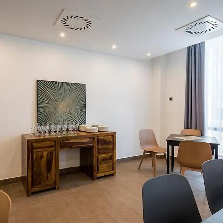 Varda Sport 4*